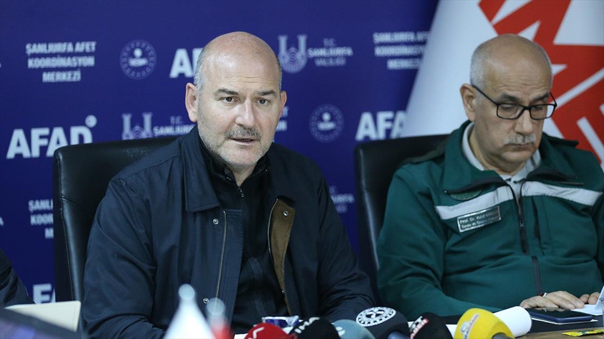 İçişleri Bakanı Soylu: Selde 15 Vatandaşımızı Kaybettik. Kayıp 5 Vatandaşı Arama Kurtarma Çalışmaları Devam Ediyor