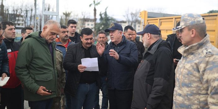 Akar Hatay'da Esnaf İçin Kurulan Prefabrik Çarşıda İnceleme Yaptı