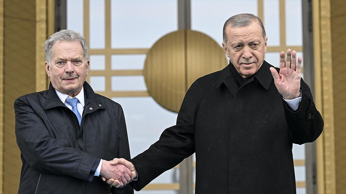 Cumhurbaşkanı Erdoğan, Finlandiya Cumhurbaşkanı Niinistö'yü Resmi Törenle Karşıladı