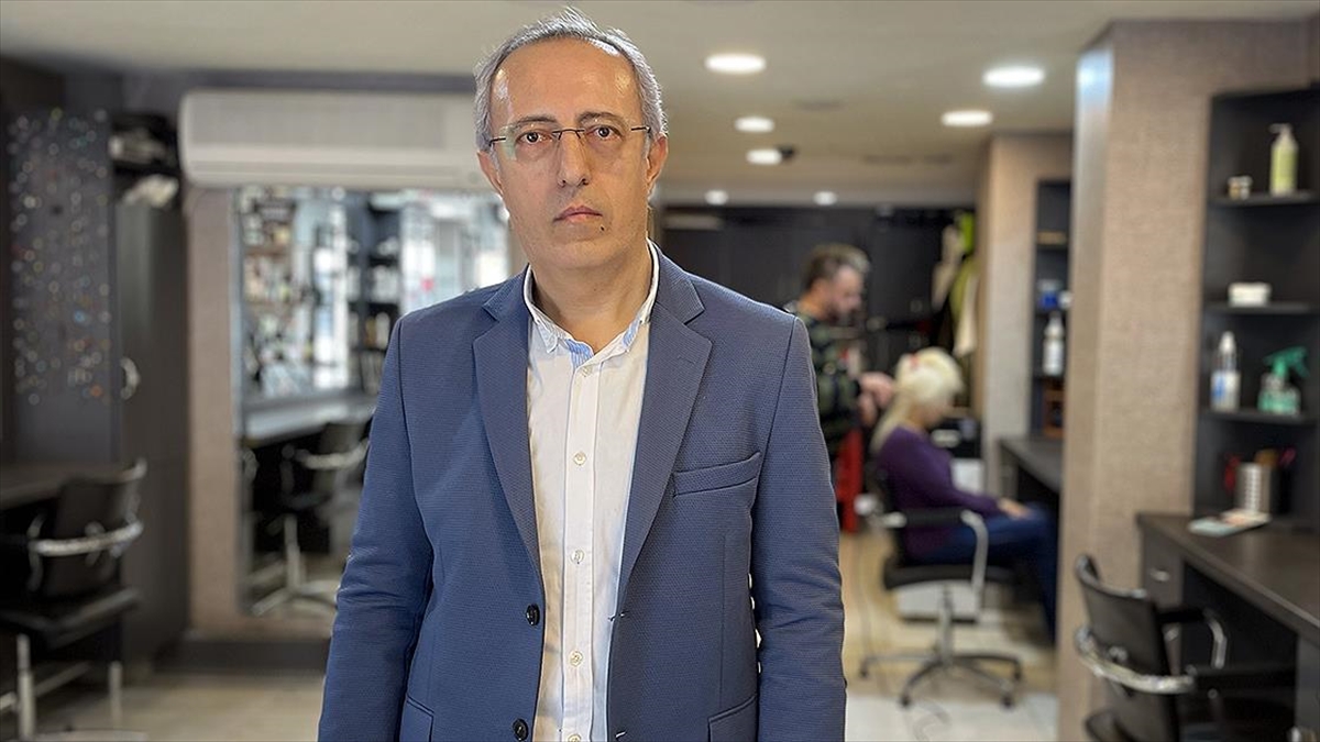 İstanbul'daki Gönüllü Kuaförlerden Depremzedelere Ücretsiz Hizmet