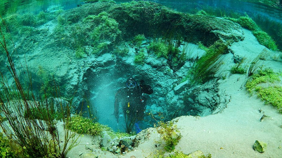 Eskişehir'de Sakarya Nehri'nin Doğduğu Bölge, Su Altından Görüntülendi