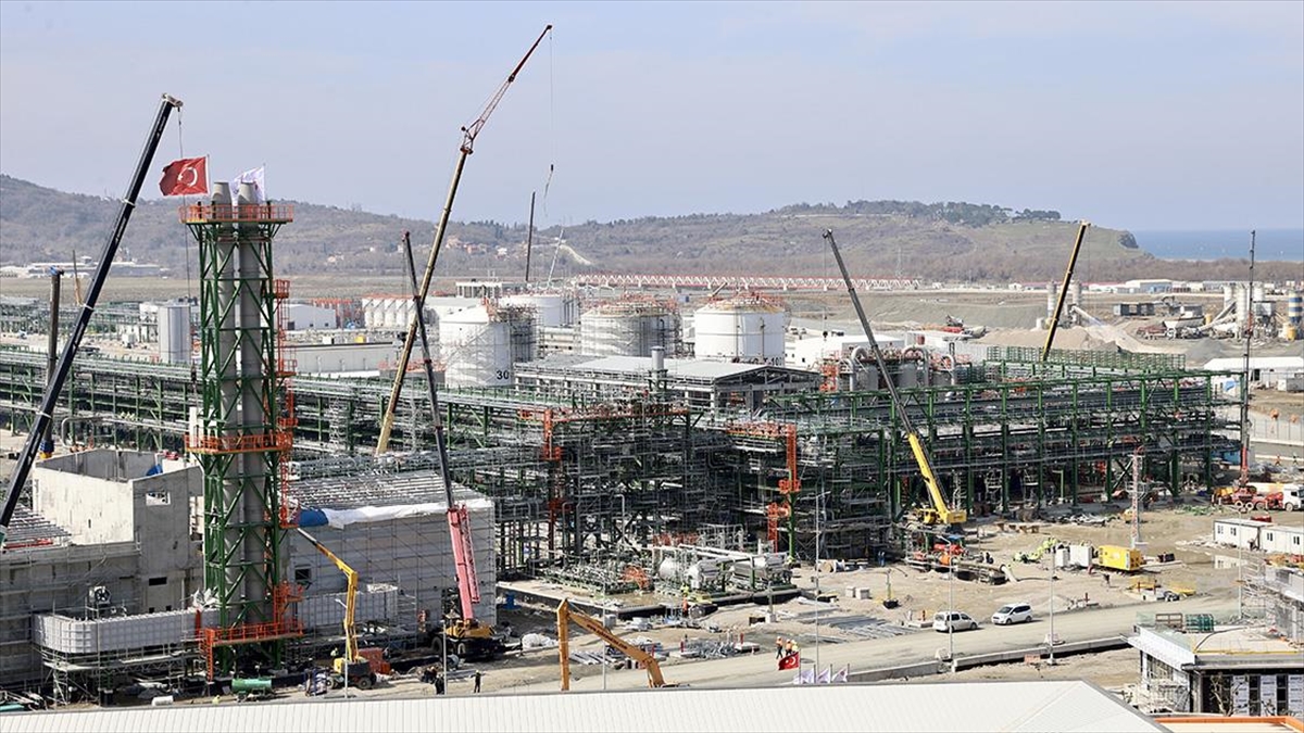 Bakan Dönmez: Karadeniz Gazını Nisanda Filyos Doğal Gaz İşleme Tesisi'ne Getireceğiz