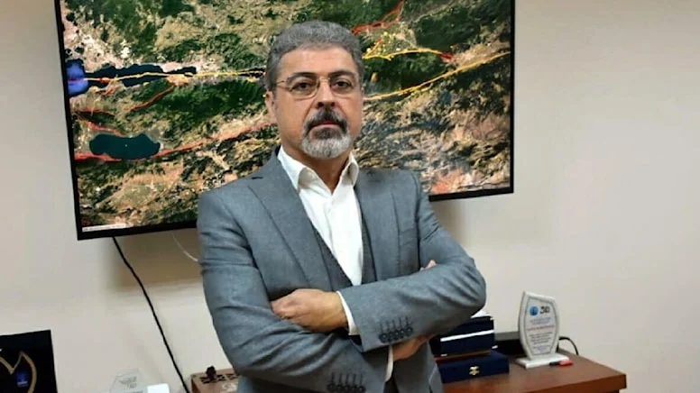 Prof. Dr. Sözbilir: 20 kilometre uzunluğundaki fay kırılmaya başladı