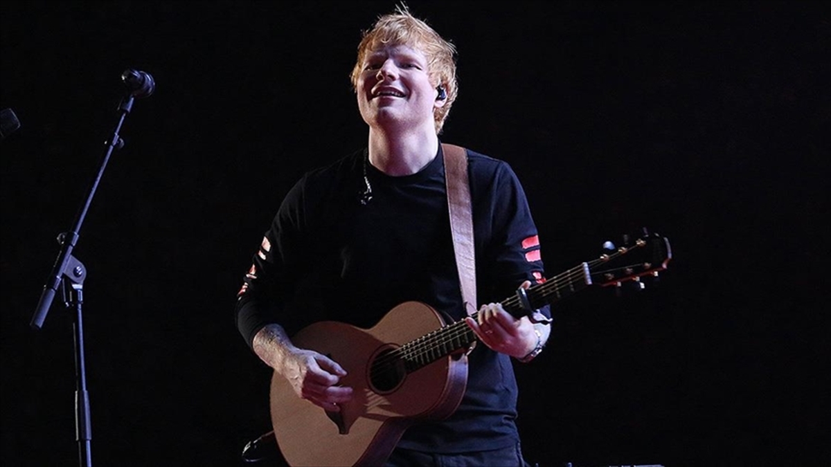 Grammy Ödüllü Ed Sheeran, "eyes Closed" Şarkısını Müzikseverlerle Buluşturdu