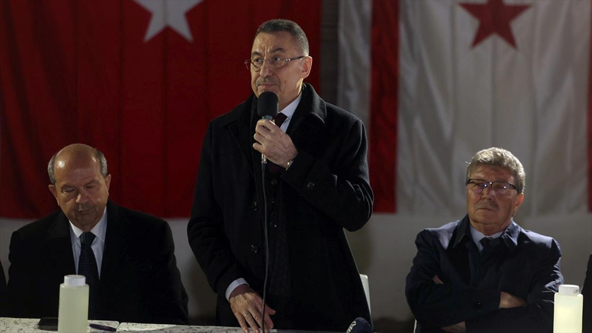 Cumhurbaşkanı Yardımcısı Oktay: Deprem Sırasında Bütün Dünyanın Bizimle Birlikte Olduğunu Gördük