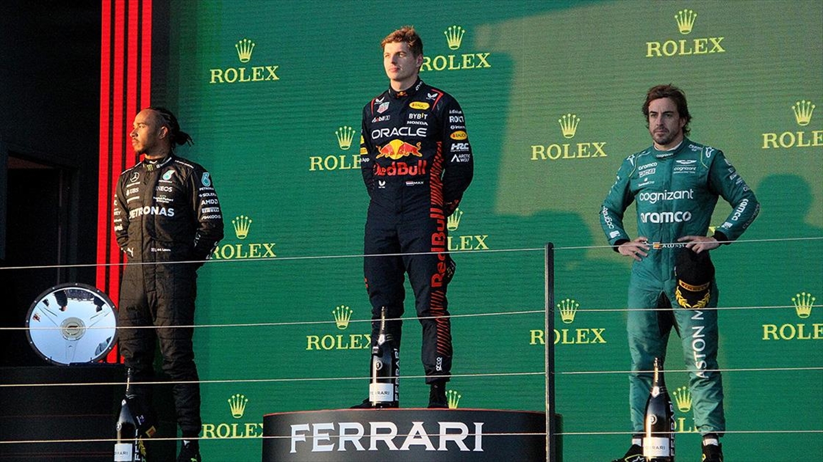 F1 Avustralya Grand Prix'sini Verstappen Kazandı