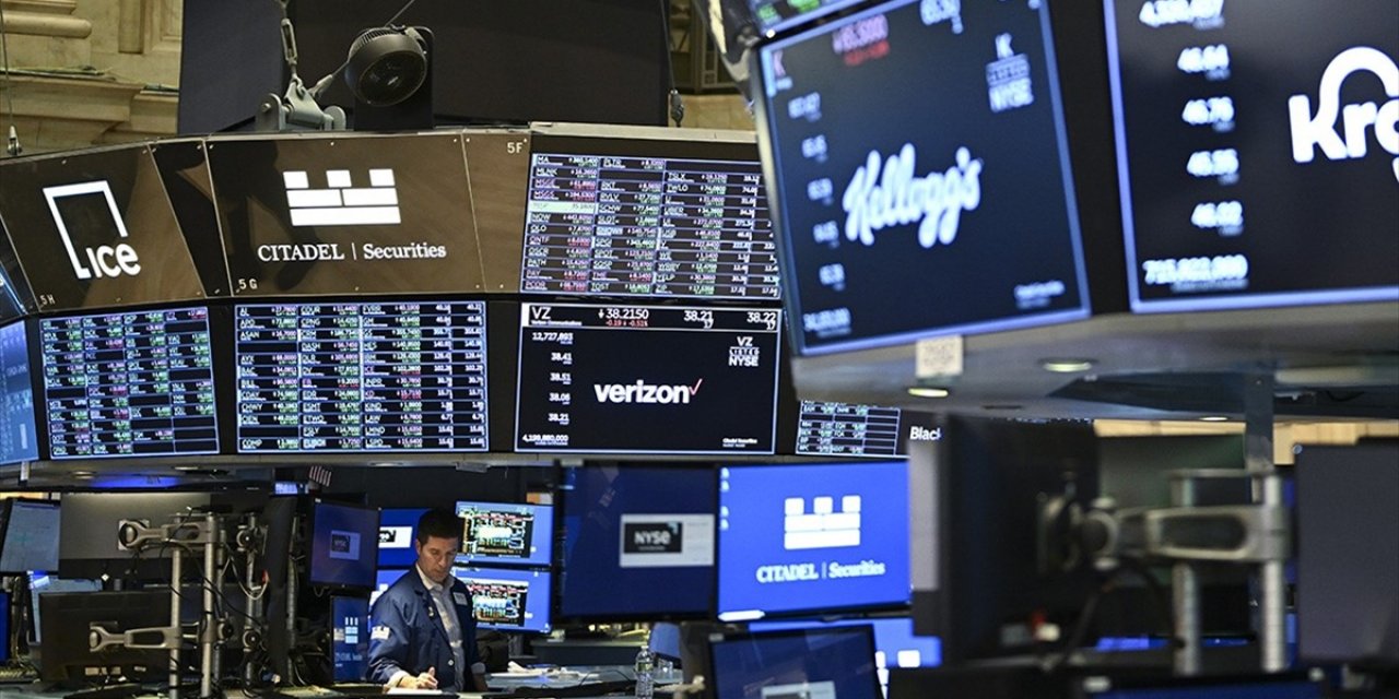 Küresel Piyasalarda Karışık Seyir Devam Ediyor