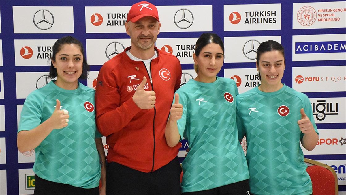 A Milli Kadın Hentbol Takımı'nın Hedefi, Dünya Şampiyonası'na Katılmak