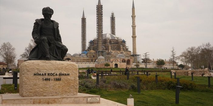 Mimar Sinan Ustalık Mührünü Bıraktığı Edirne'de Dualarla Yad Ediliyor
