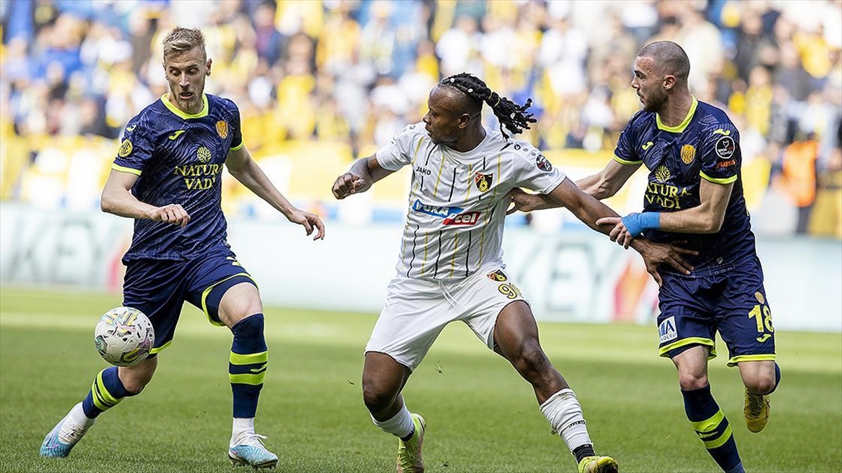 MKE Ankaragücü Sahasında İstanbulspor'u Yendi