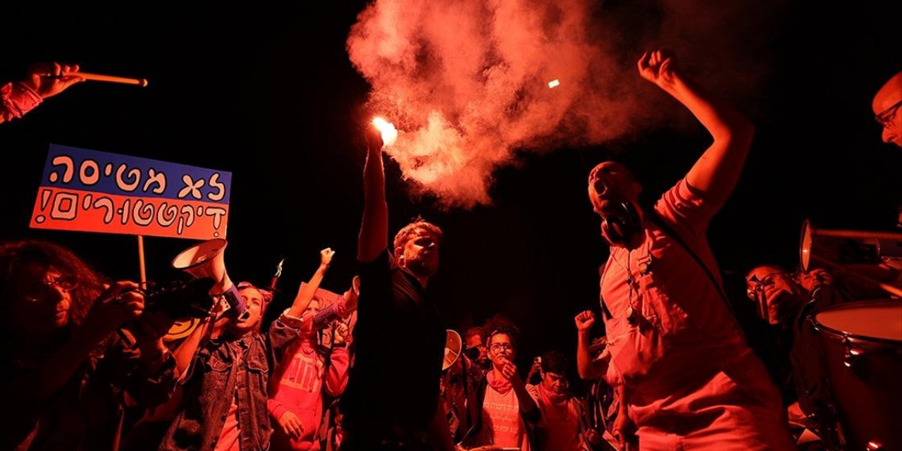 Tel Aviv'de Netanyahu Karşıtı Gösteriler!