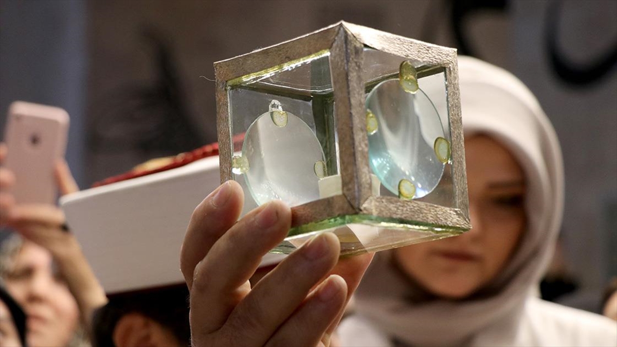 Sakal-ı Şerif, Edirnekari İşlenmiş Muhafaza Kutusunda Korunacak