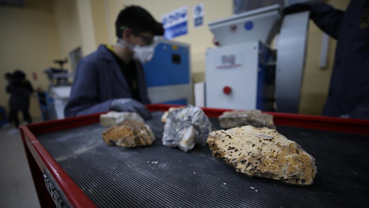 Türkiye'nin İlk Madencilik Meslek Lisesi Sektöre Donanımlı Elemanlar Yetiştiriyor