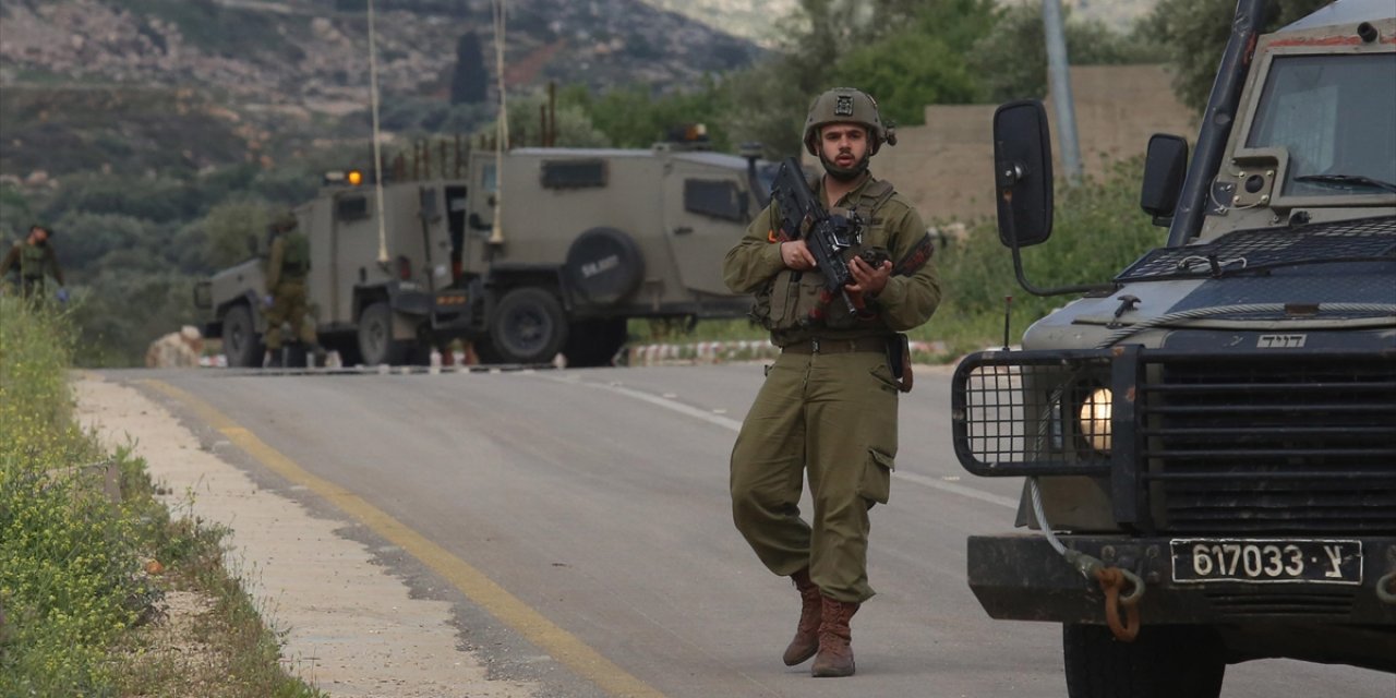 İsrail'de Onlarca Asker Üslerini Terk Etti