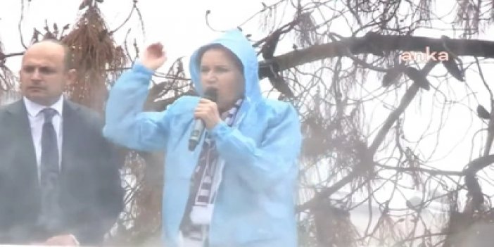 Akşener, Masaya Kimin Oturttuğunu Açıkladı