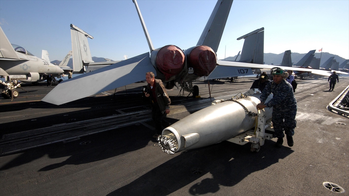 Rusya: Fransa İle İngiltere'nin Nükleer Cephanesi Fiilen Abd'nin Kontrolünde
