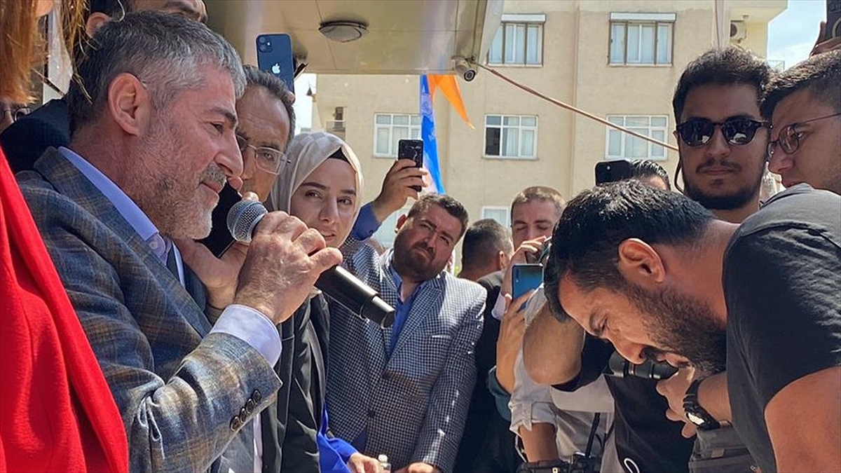 Cumhurbaşkanı Erdoğan, Mersin'de Ak Parti'nin Bayramlaşma Programına Telefonla Bağlandı