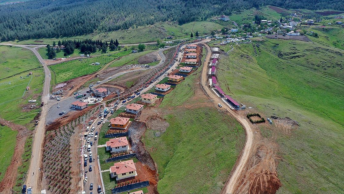 20 Soruda "kentsel Dönüşümde Yarısı Bizden Kampanyası"nın Merak Edilenleri