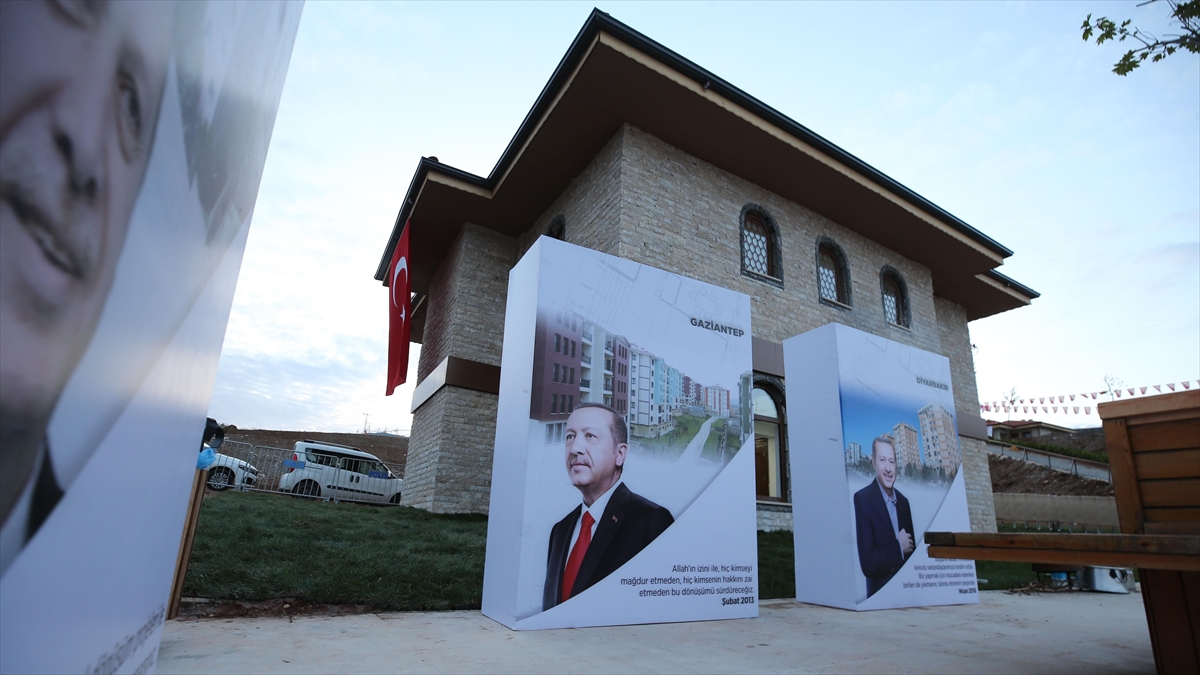 Nurdağı'nda "kentsel Dönüşüm" Sergisi Açıldı