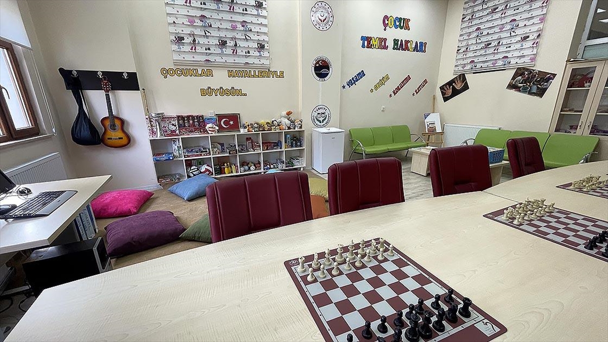 Çocuk Görüşme Merkezleri 4 İl Ve 15 İlçede Daha Hizmete Giriyor