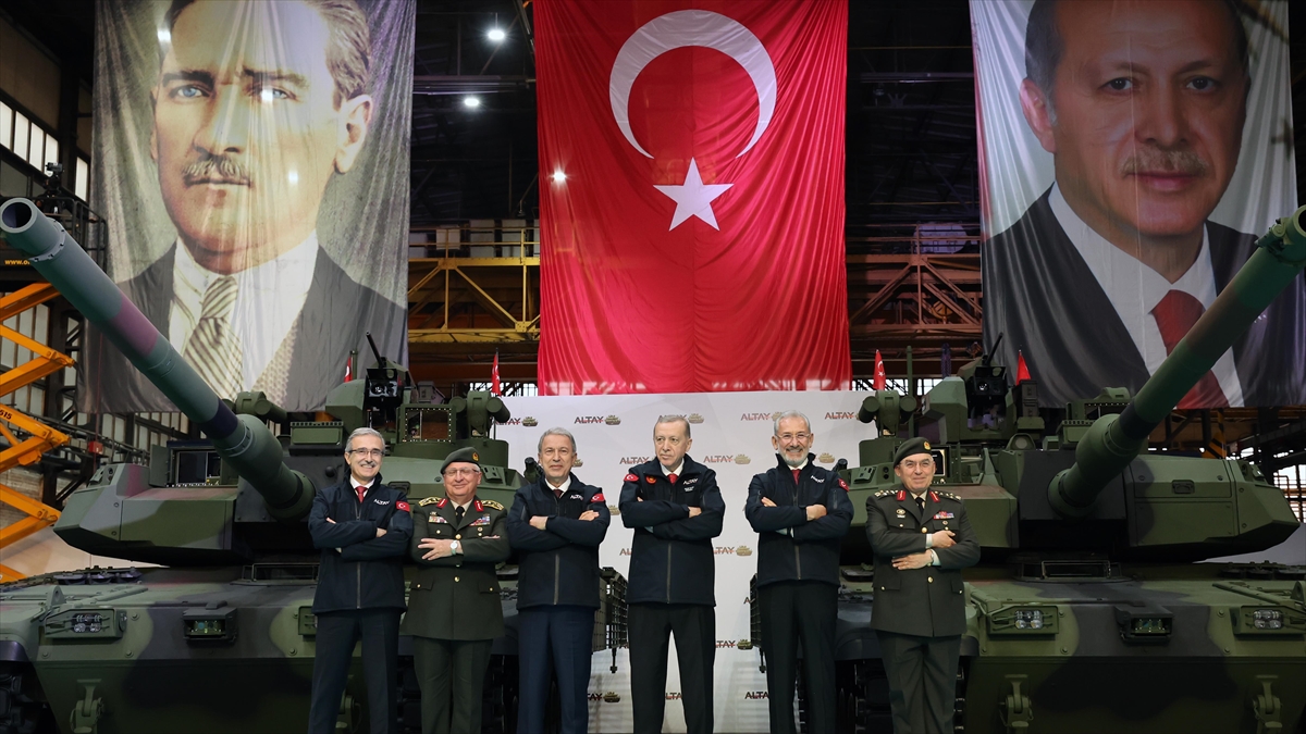 Savunma Sanayii Başkanı Demir: Yeni Altay Tankı Uzun Mesafe Hedefleri, Hem Hareket Hali Hem De Dururken Vurabilecek