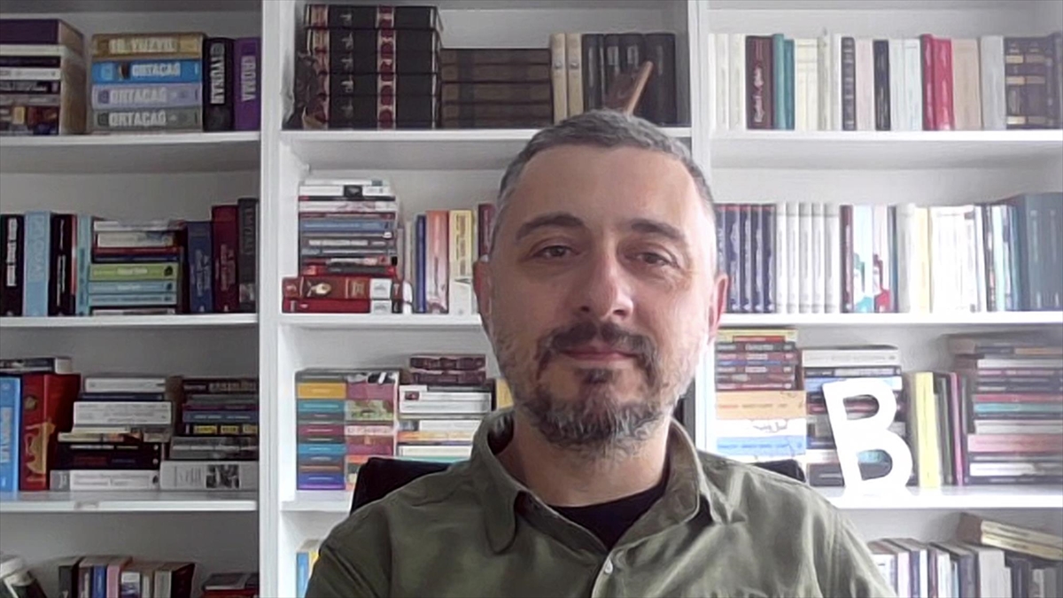 Doç. Dr. Palabıyık, 1915 Olaylarını Soykırım Sayan Bir Mahkeme Kararının Bulunmadığını Söyledi