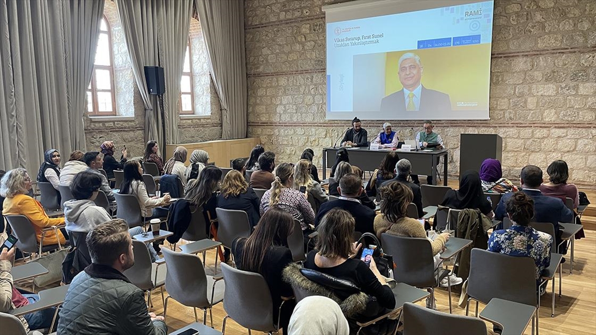 Romanı Slumdog Millionaire Filmine Uyarlanan Yazar Vikas Swarup, Okurlarıyla Buluştu