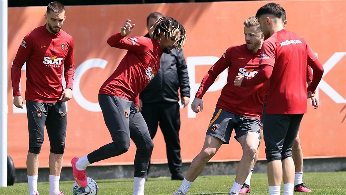 Galatasaray'da Beşiktaş Derbisinin Hazırlıkları Devam Ediyor