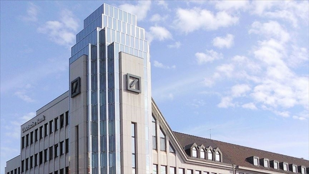 Deutsche Bank, İngiliz Kurumsal Aracılık Şirketi Numis'i 410 Milyon Sterline Satın Alacak