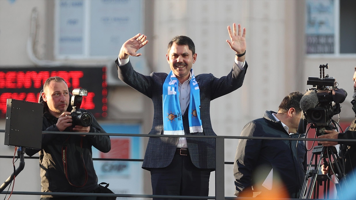 Bakan Kurum: "kentsel Dönüşümde Yarısı Bizden Kampanyası"na İstanbul Genelinde 51 Bin Başvuru Aldık