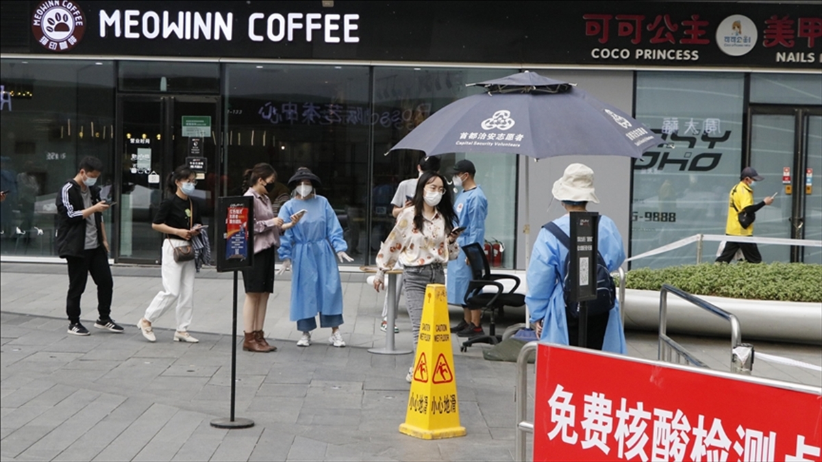 Çin'de Kovid-19 Salgınında Nüfusun Yüzde 82,4'üne Virüs Bulaştığı Tahmin Ediliyor