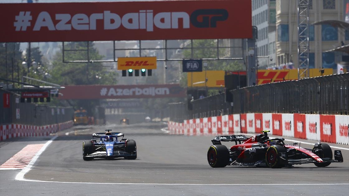 F1 Azerbaycan Grand Prix'sinde Pole Pozisyonu Leclerc'in