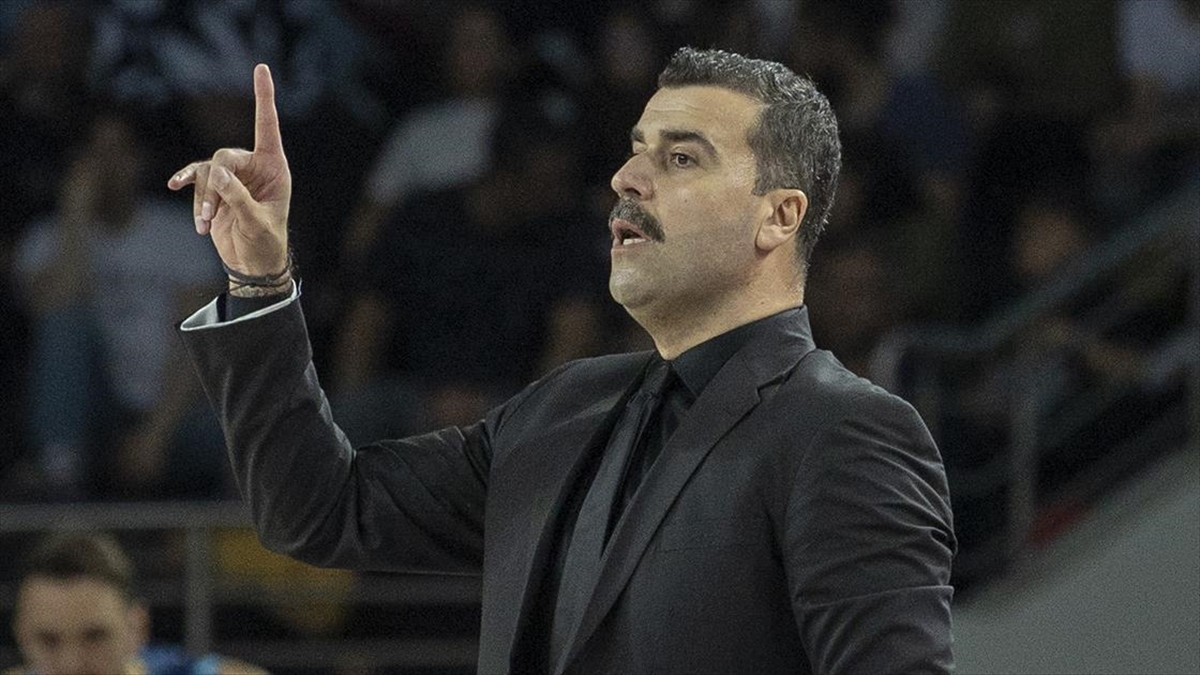 7days Avrupa Kupası'nda Yılın Başantrenörü Erdem Can Oldu