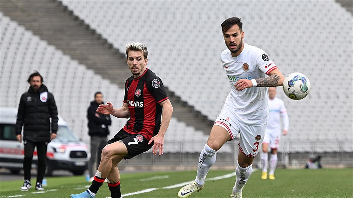 Antalyaspor Tek Golle Kazandı