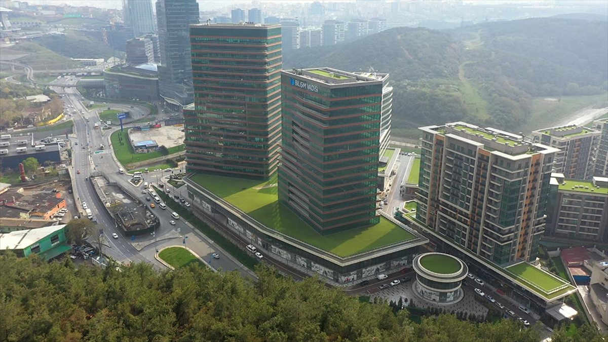 İstanbul, İzmir Ve Bakü Bilişim Vadileri Yarın Resmen Açılacak