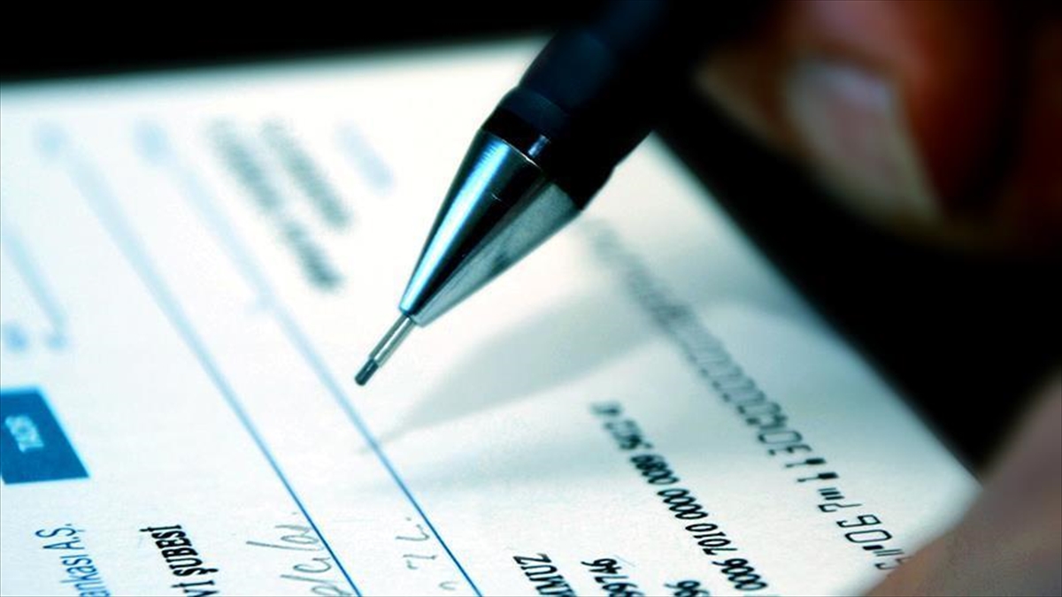 Depremden Etkilenen 5 İlde Çek Keşideleri İçin İbraz Süreleri 9 Haziran'a Kadar Durduruldu