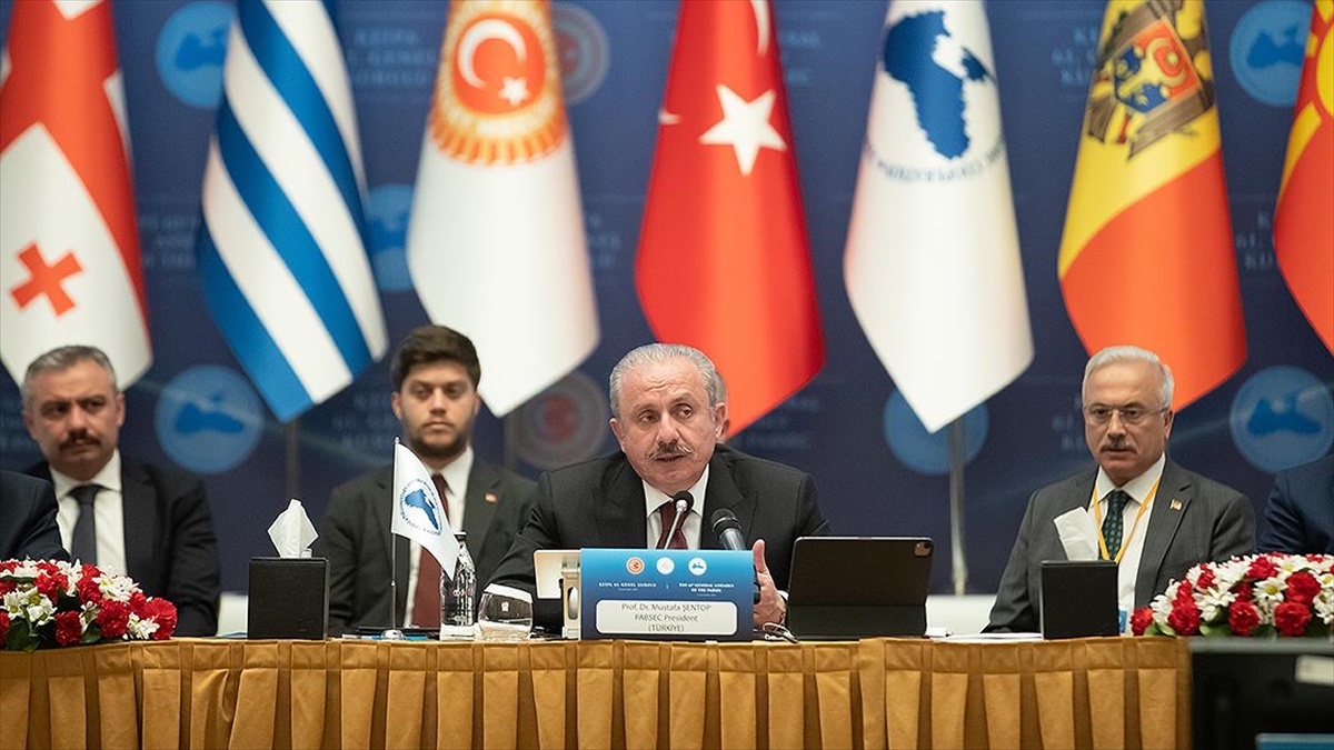 Şentop: Biz Arzu Ediyoruz Ki Güney Kafkasya'da Kalıcı Bir Barış Ve İstikrar Gerçekleşir