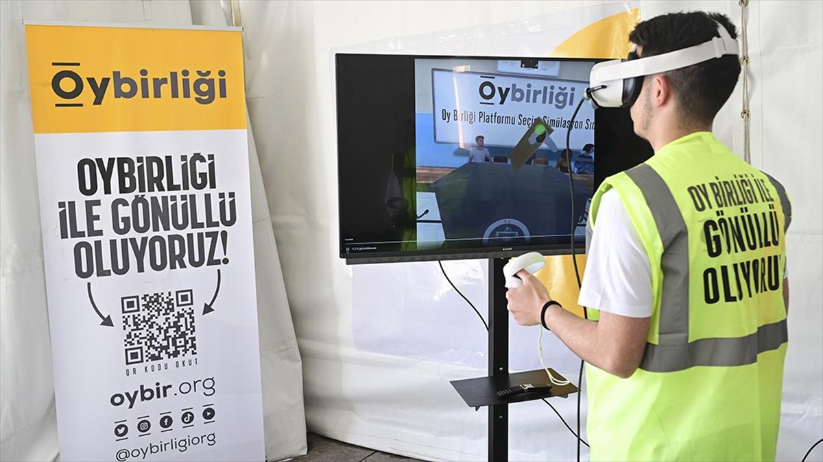 Oy Birliği Platformundan Hatalı Oy Kullanımını Engellemek İçin Simülasyonla Eğitim
