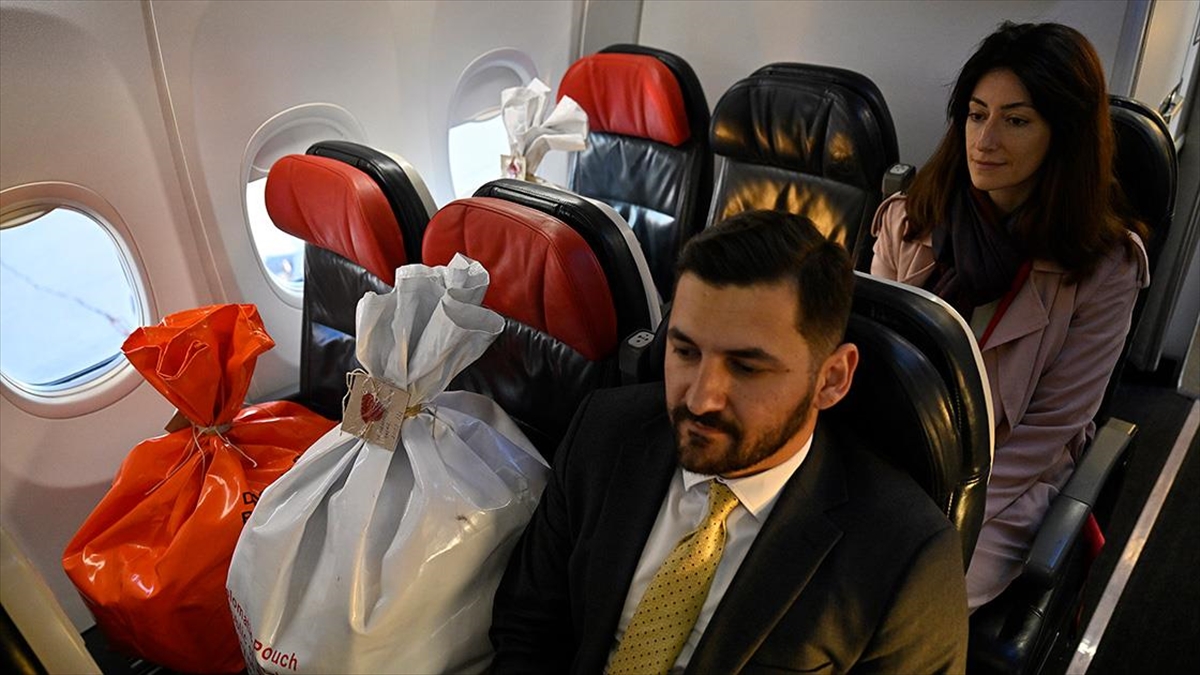 İspanya'dan Oy Pusulaları Diplomatik Kuryelerle Türkiye'ye Gönderildi