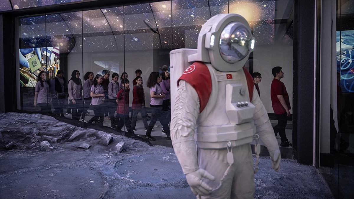 Türkiye'nin Uzay Ve Havacılık Teknolojisi Alanında İlk Meslek Lisesi Öğrencilerini Bekliyor