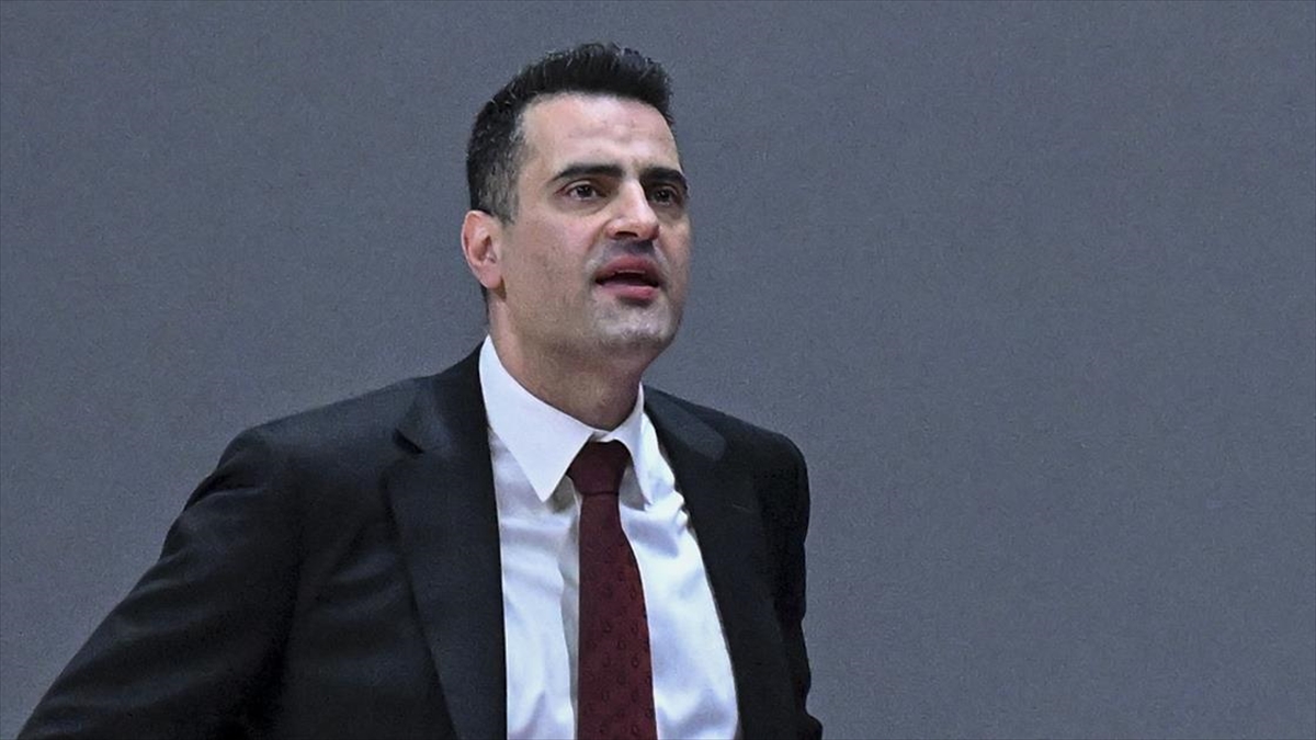 Galatasaray Nef, Başantrenör Andreas Pistiolis İle Yollarını Ayırdı