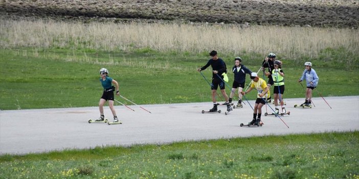 Yüksekova, Tekerlekli Kayak Türkiye Şampiyonası'na Ev Sahipliği Yapıyor