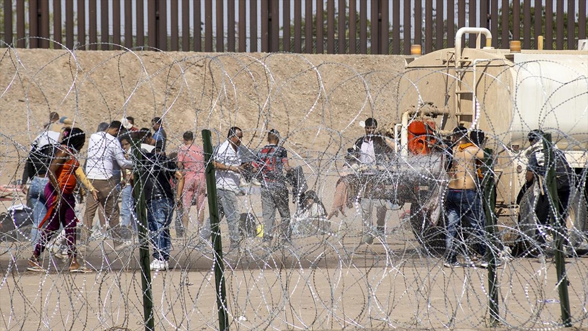 Meksika Sınırında 10 Binden Fazla Düzensiz Göçmen, Abd'ye Girmek İçin "42. Madde"nin Kalkmasını Bekliyor