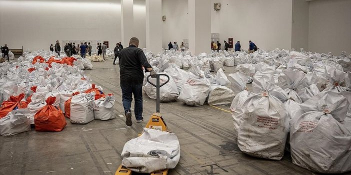 Yurt Dışı Temsilciliklerde Kullanılan 1 Milyon 817 Bin Oyun Tasnifine Başlandı