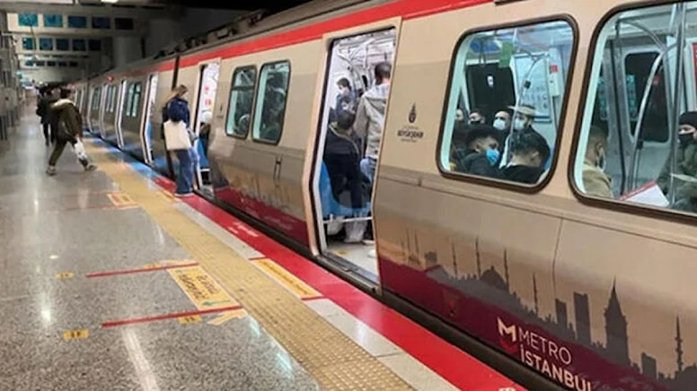 İstanbul’da metro seferleri uzatıldı