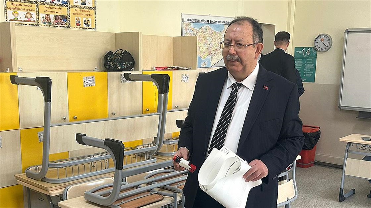 Ysk Başkanı Yener: Seçimler Problemsiz Devam Etmektedir