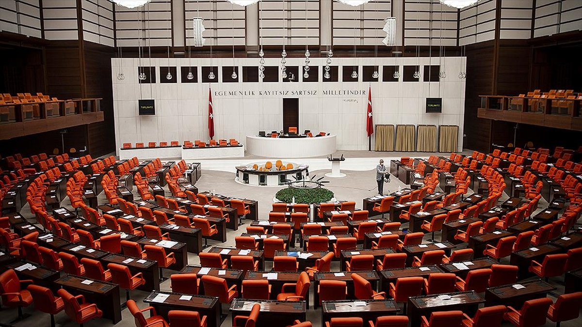 Meclis 28'inci Döneme Hazırlanıyor