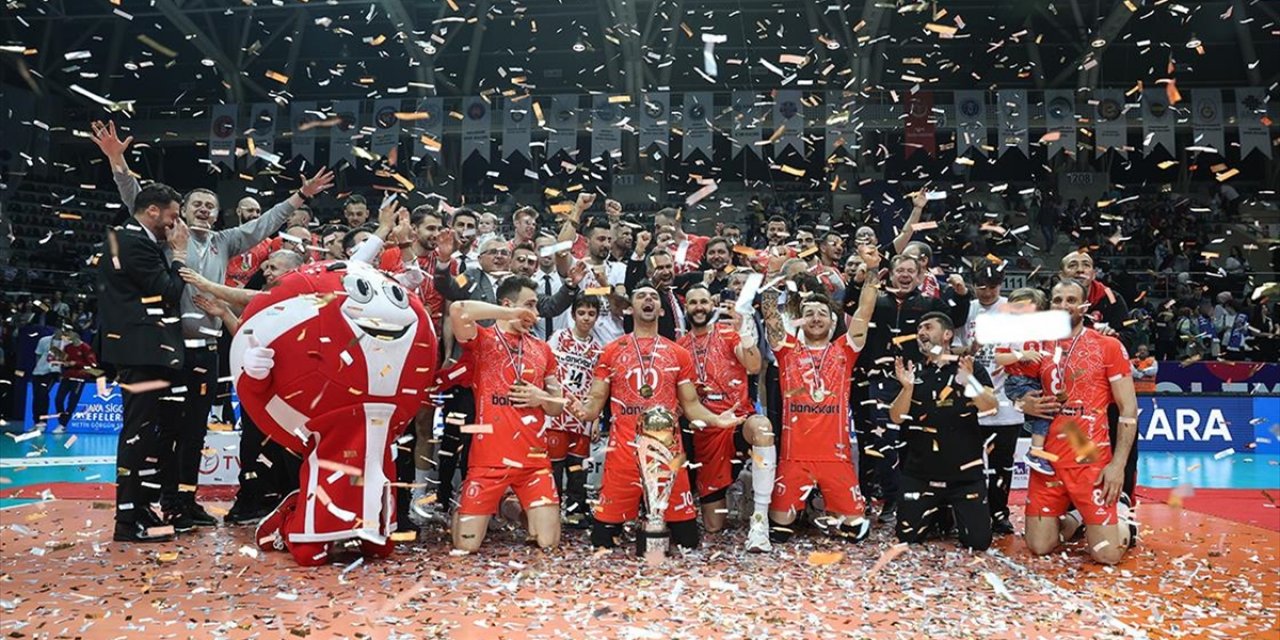 Axa Sigorta Efeler Ligi'nde Ziraat Bankkart, Üst Üste Üçüncü Kez Şampiyon Oldu