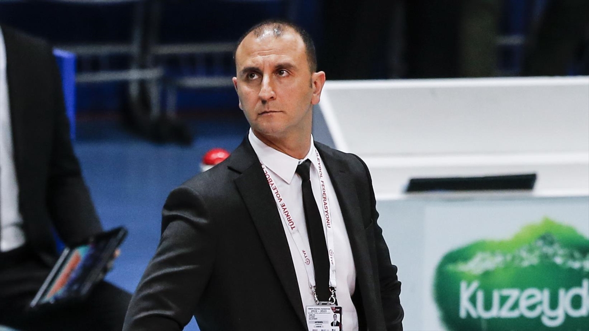 Halkbank Erkek Voleybol Takımı'nda Başantrenör Taner Atik Dönemi Sona Erdi