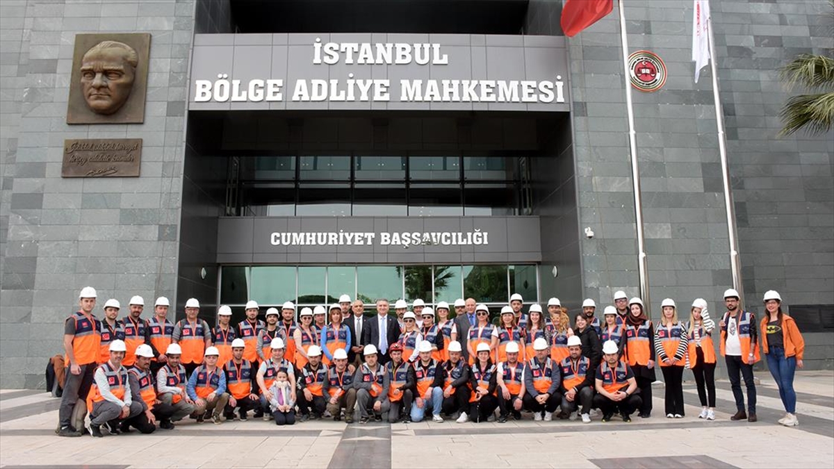 Adliye Personeli Afad Gönüllüsü Oldu